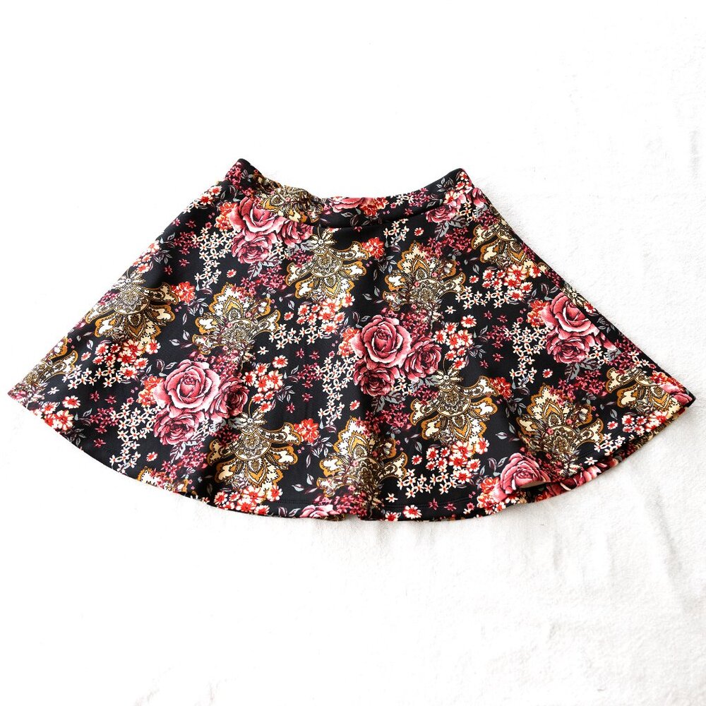 Forever 21 Floral A-Line Mini Skirt | Boho Festival